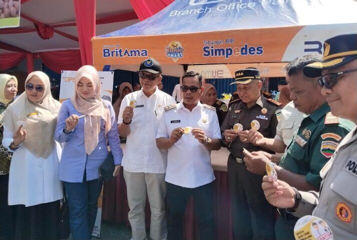 hari-adhyaksa,-kejari-pesisir-selatan-gelar-gerakan-pangan-murah