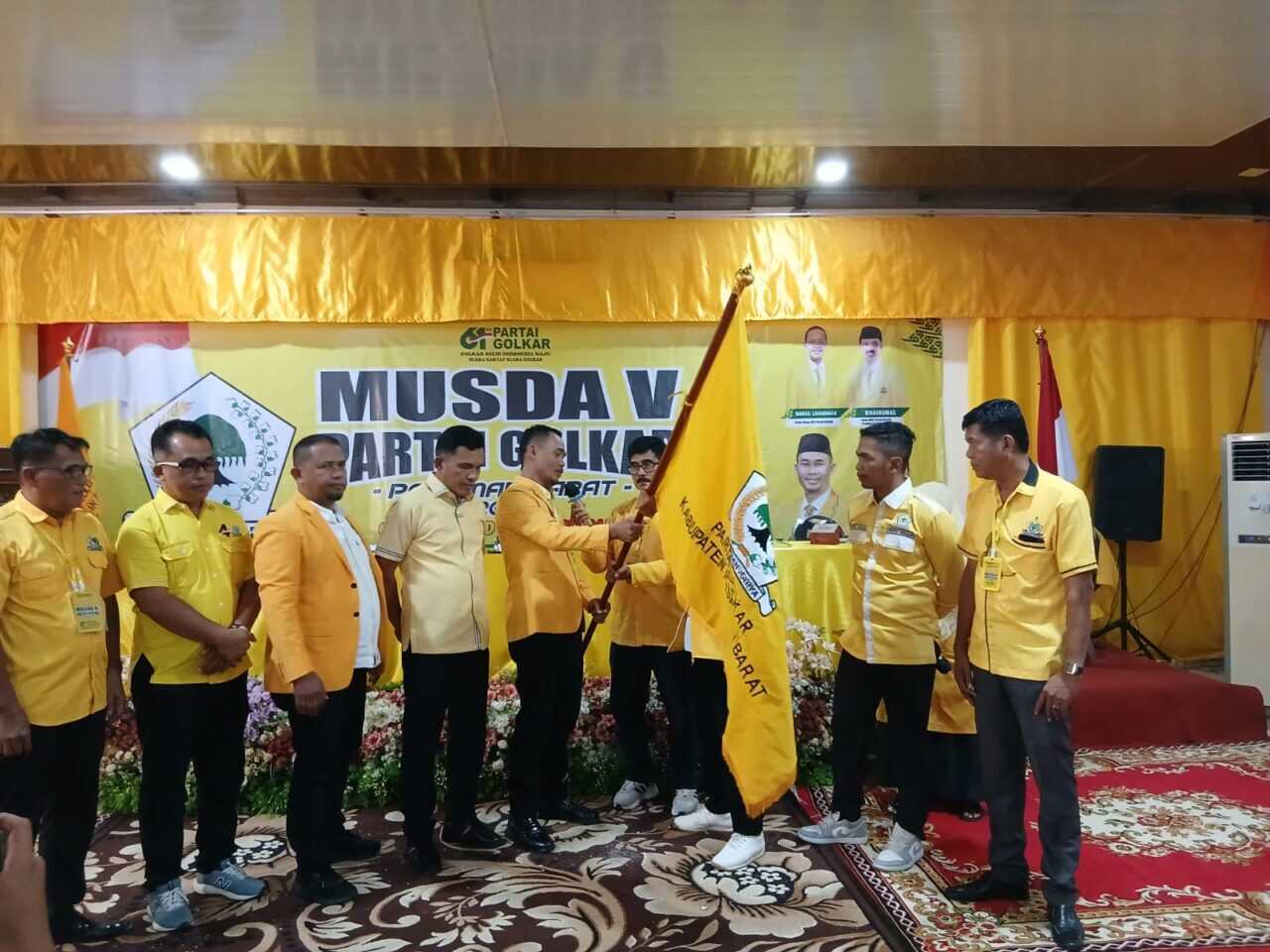 aklamasi,-dirwansyah-ketua-dpd-ii-partai-golkar-pasbar-2025-–-2030
