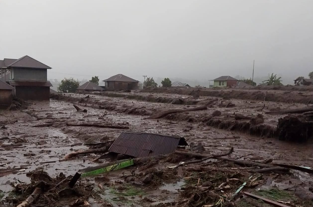 umrah-saat-bencana,-bupati-aceh-selatan-mirwan-akan-diperiksa-itjen-kemendagri
