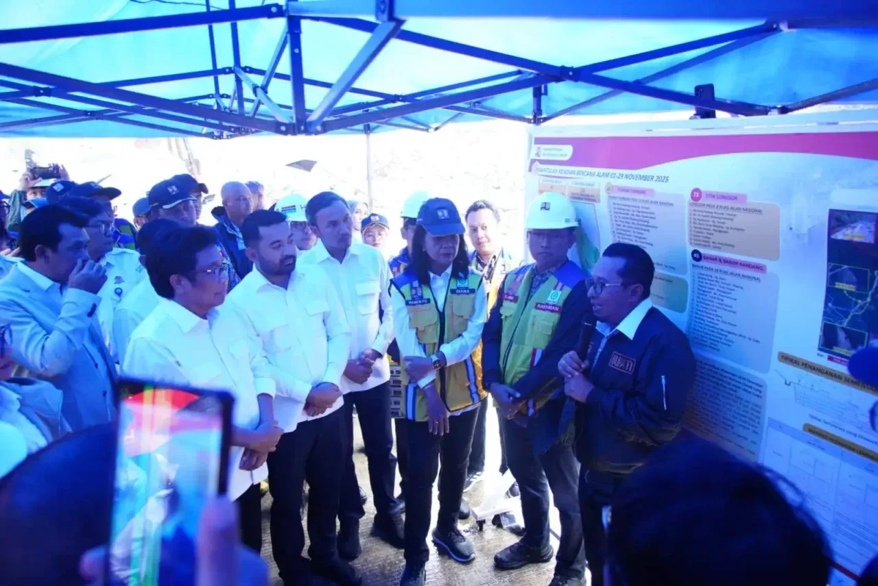 bupati-tanah-datar-usul-flyover-untuk-atasi-banjir-di-lembah-anai