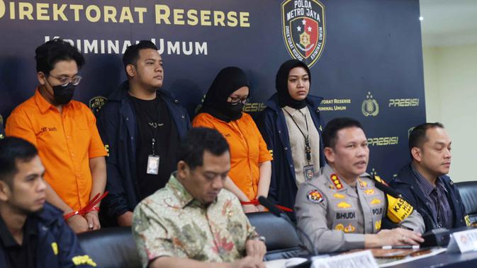 polisi-ungkap-penipuan-wo-ayu-puspita,-terungkap-tersangka-foya-foya