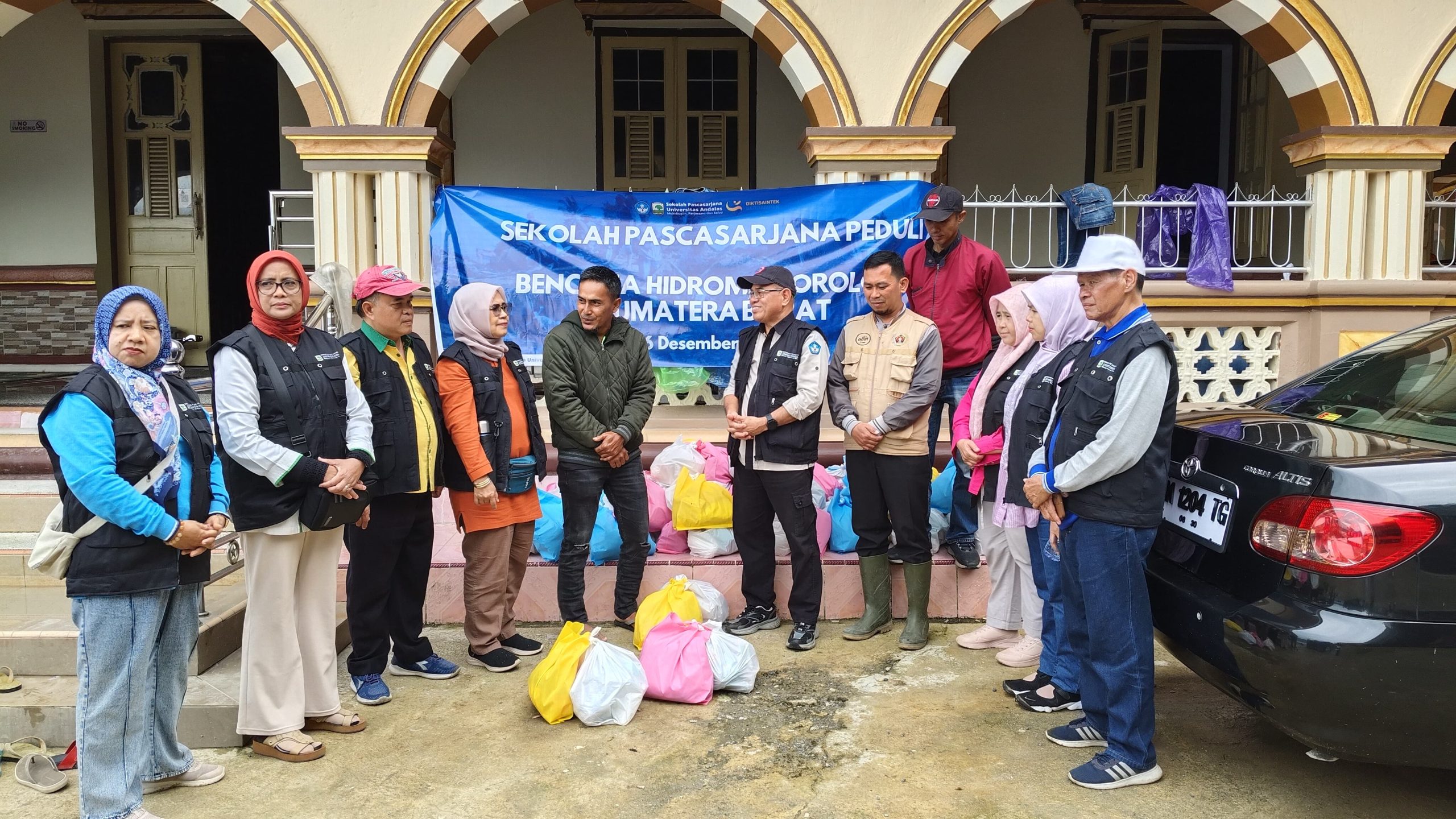 tim-pkm-pascasarjana-unand-bantu-korban-banjir-bandang-dan-galodo-di-agam