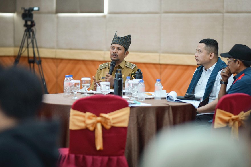 gali-potensi,-wali-nagari-didampingi-satgas-nch-pangian-ikuti-fgd-di-unp