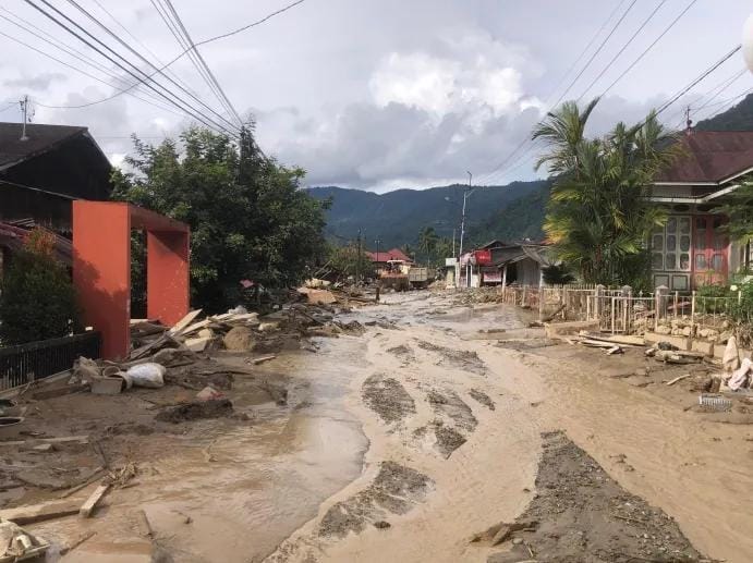 galodo-susulan-terjang-maninjau,-warga-diimbau-waspada