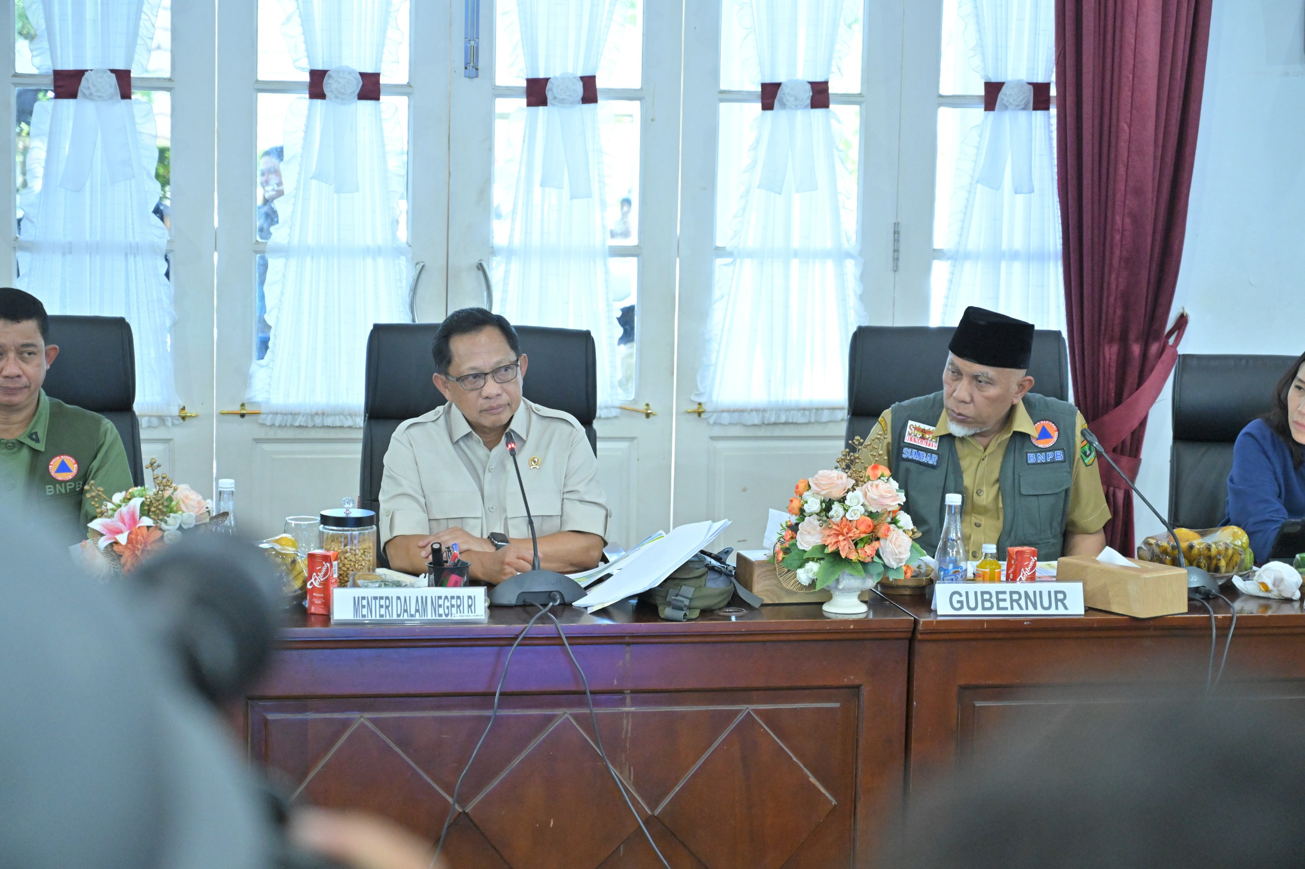 pemerintah-tetapkan-skema-bantuan-rumah-korban-banjir-dan-longsor-di-tiga-provinsi