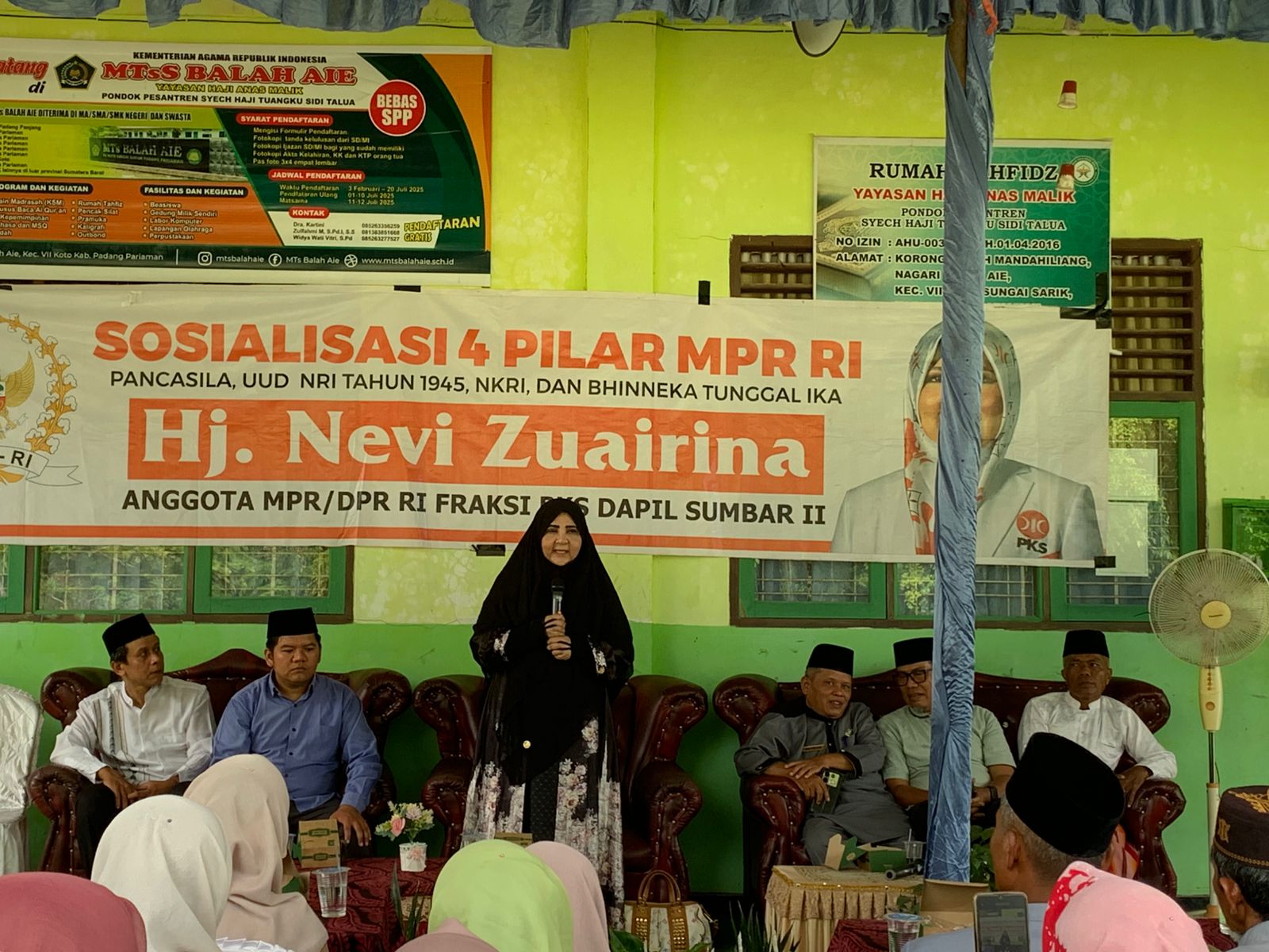 nevi-zuairina-ajak-masyarakat-jaga-persatuan,-kuatkan-empat-pilar