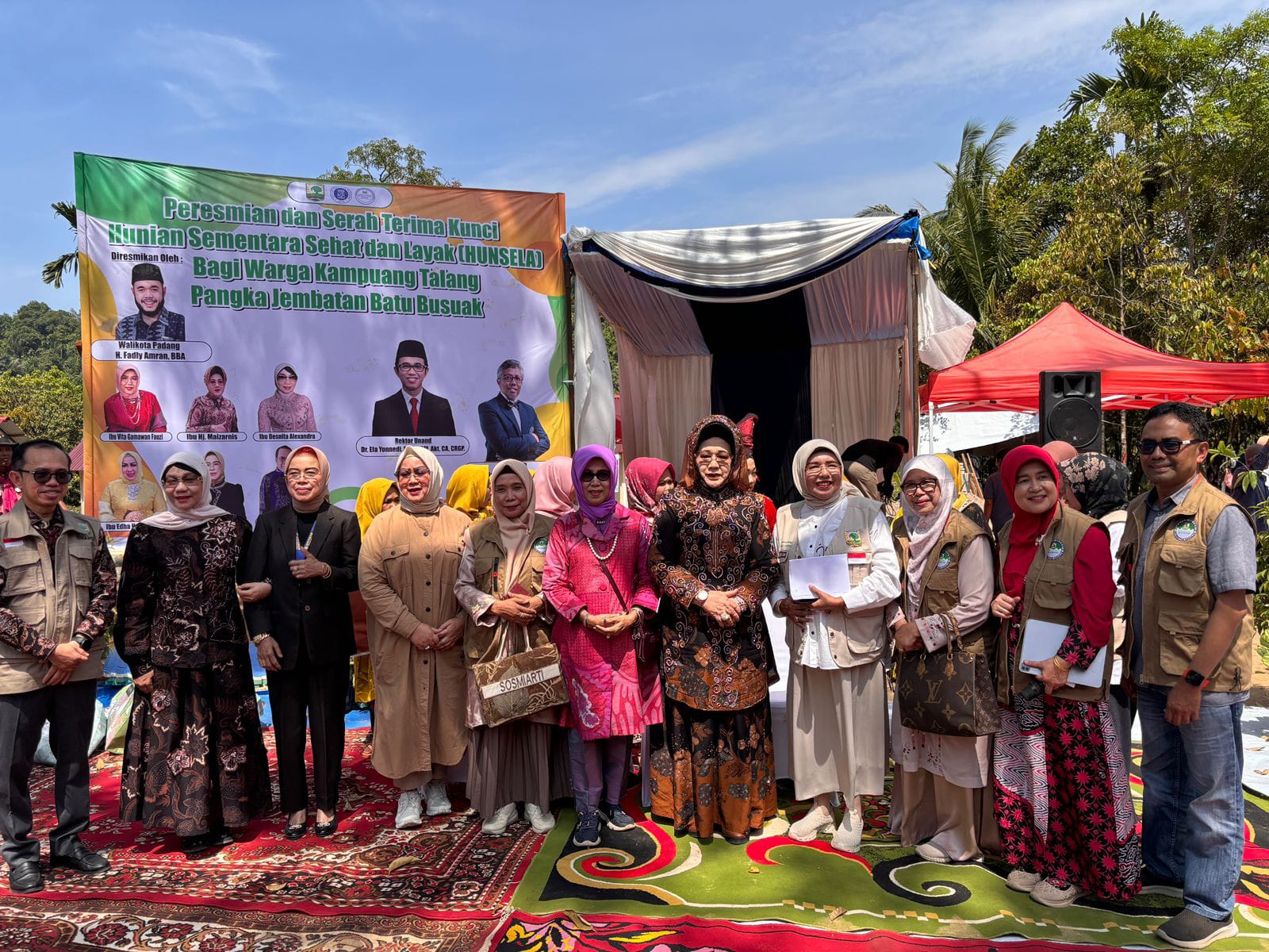 ika-unand-hadir-membersamai-pembangunan-hunsela-di-talang-batu-busuak