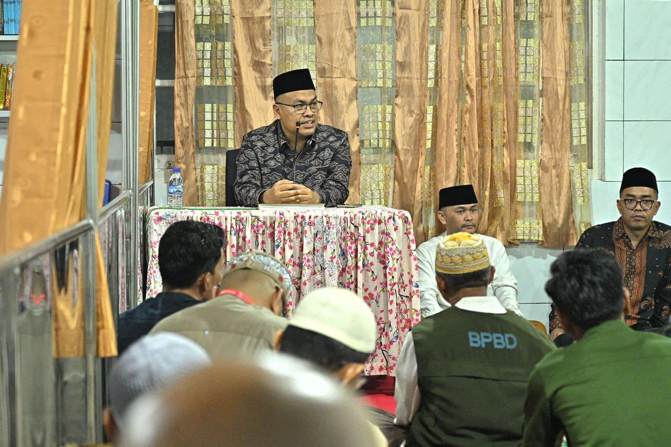 safari-ramadan-di-padang-panjang,-sekda-sumbar-tekankan-penguatan-pendidikan-berkarakter