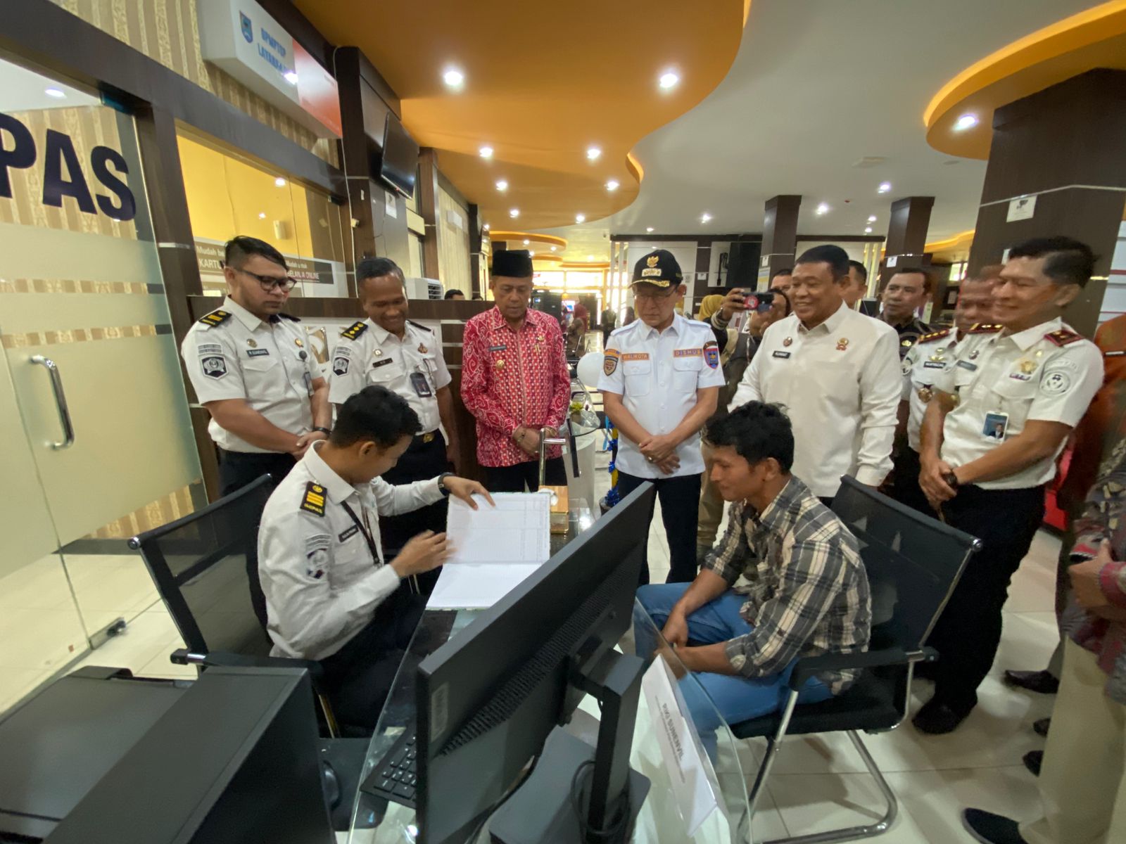 kanwil-ditjenpas-sumbar-resmikan-pos-bapas-kelas-ii-bukittinggi-di-mpp-payakumbuh
