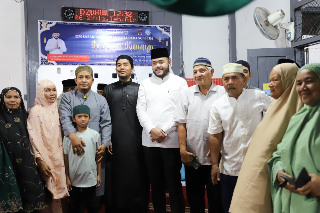 wako-fadly-amran-safari-subuh-ramadhan-ke-surau-kumango-pasa-gadang