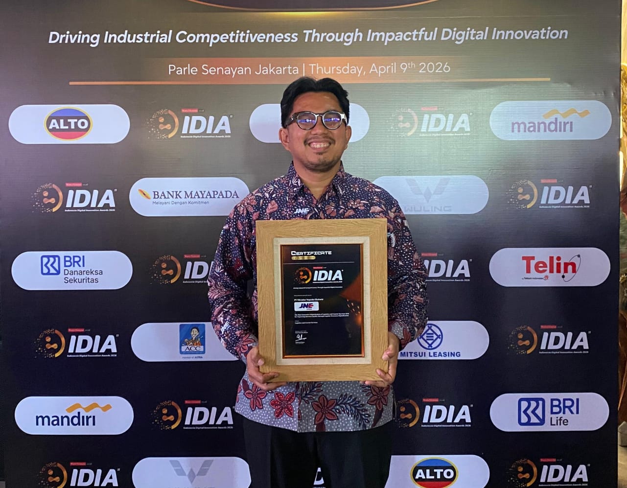 jne-raih-indonesia-digital-innovation-awards-2026-bidang-logistik-dan-courier-service