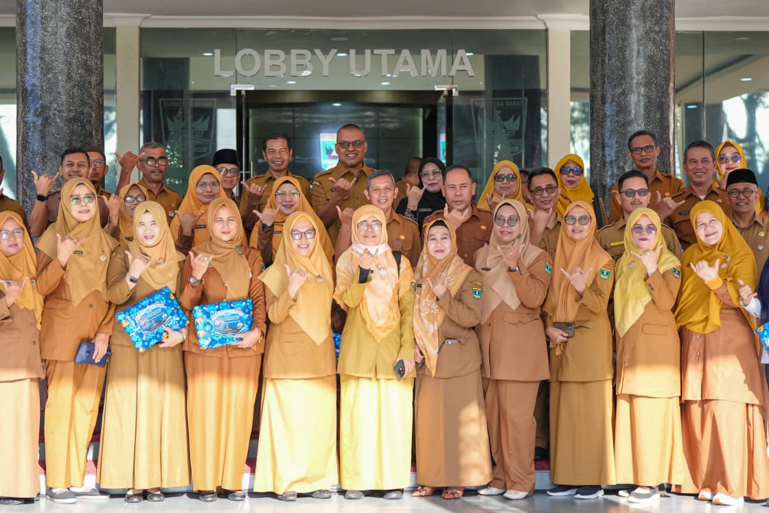 108-asn-pemprov-sumbar-jadi-calon-jemaah-haji,-sekdaprov:-jaga-integritas-dan-nama-baik-daerah