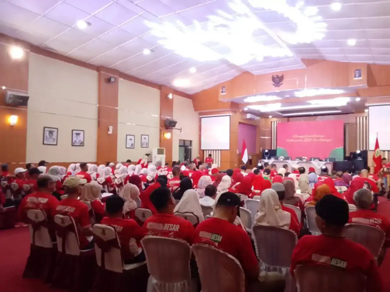 ratusan-alumni-fh-unand-padati-padang,-mubes-2026-digelar