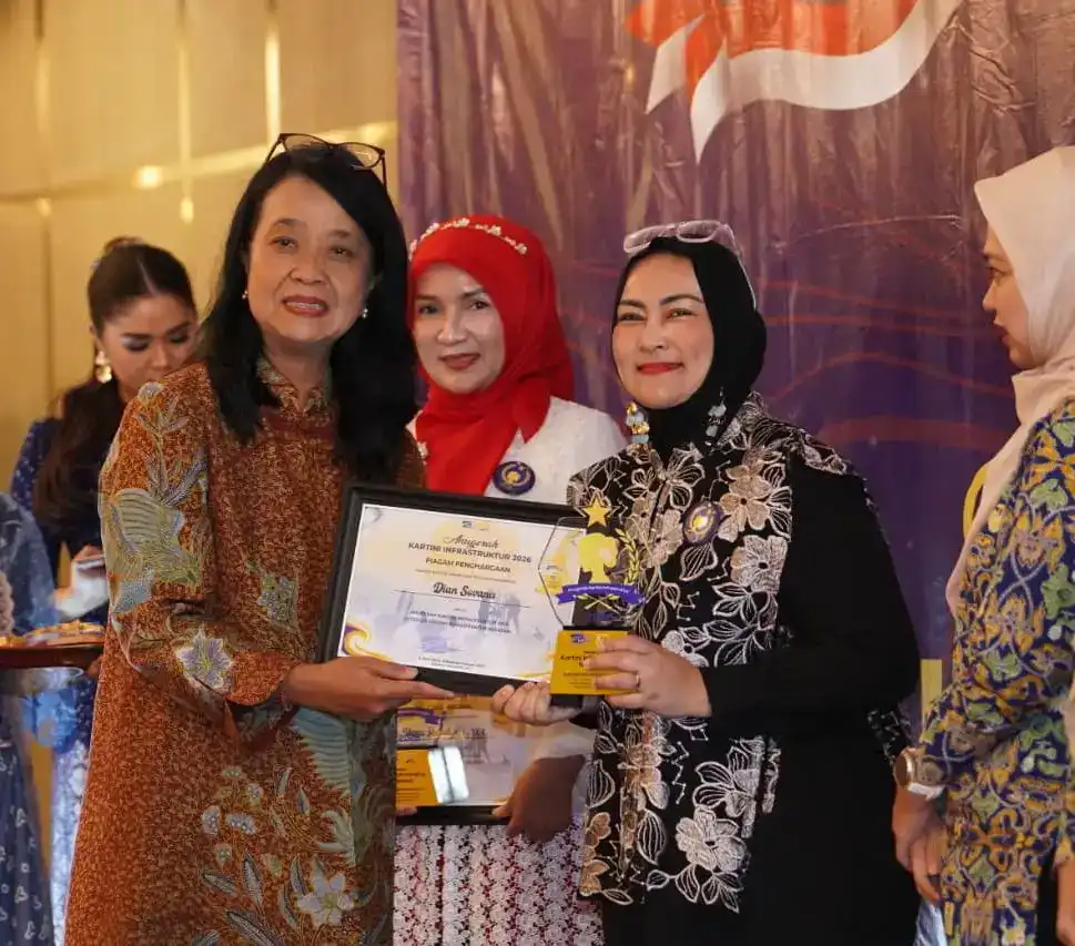 perempuan-asal-luak-limopuluah-raih-anugerah-kartini-infrastruktur-2026