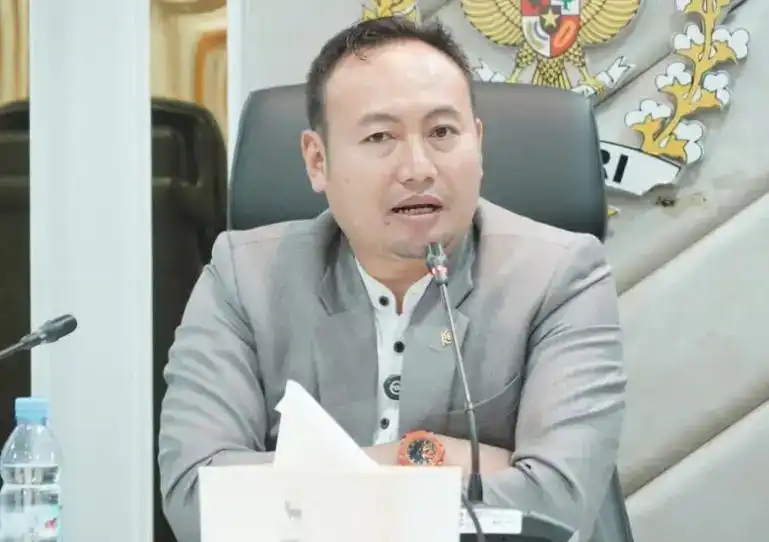 insiden-krl-bekasi,-rahmat-saleh-minta-evaluasi-menyeluruh-bukan-saling-menyalahkan