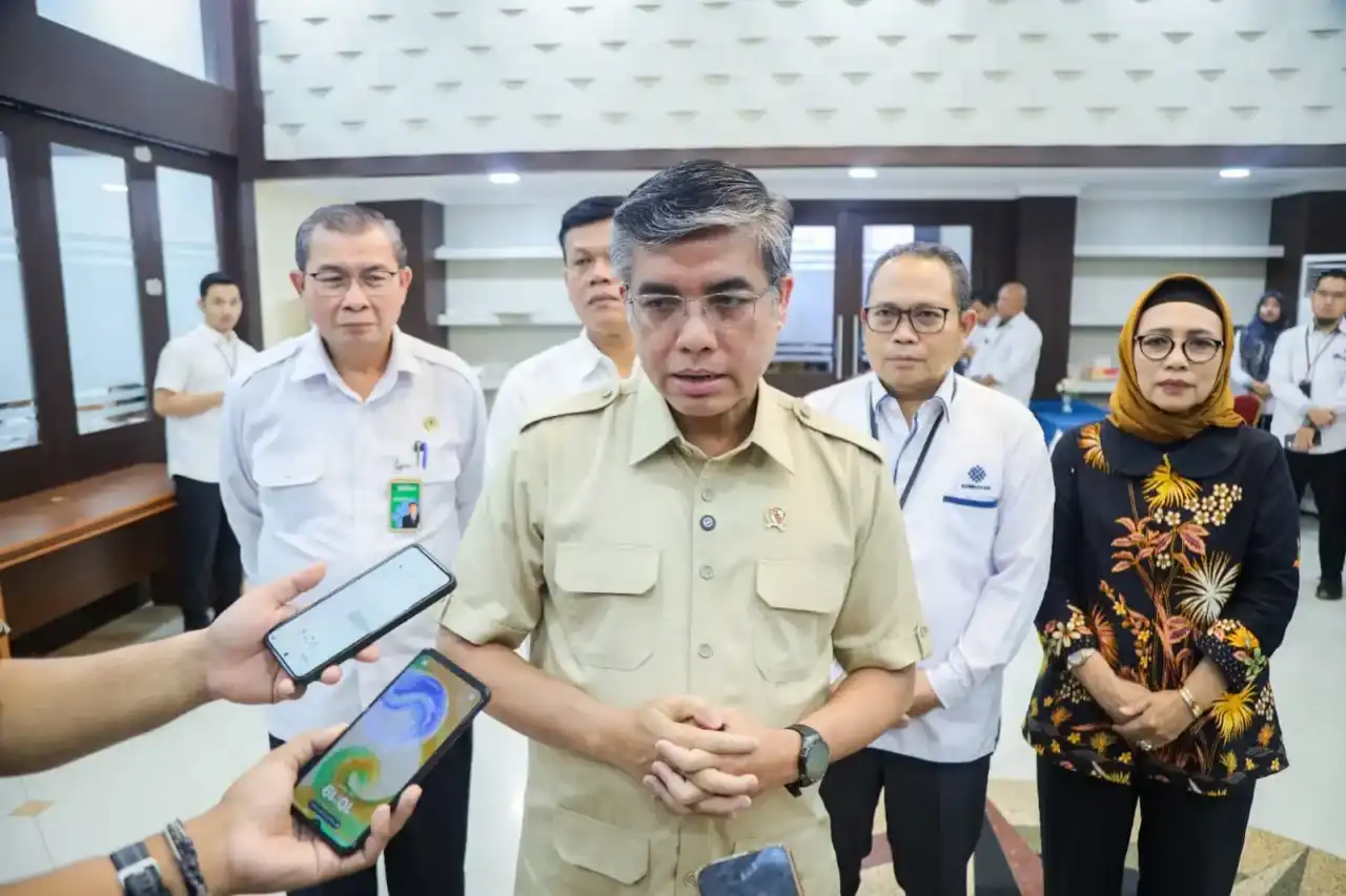 kemnaker-gencarkan-sertifikasi-ahli-k3-tingkatkan-keselamatan-kerja-nasional