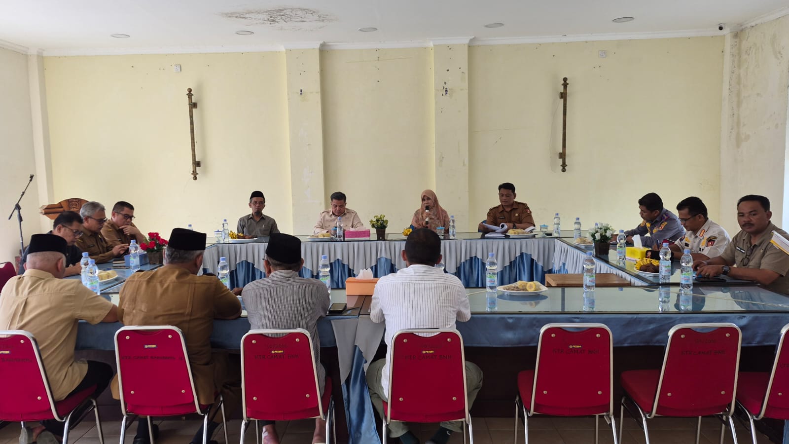 atasi-kemacetan-pasar,-bupati-agam-gelar-rapat-khusus