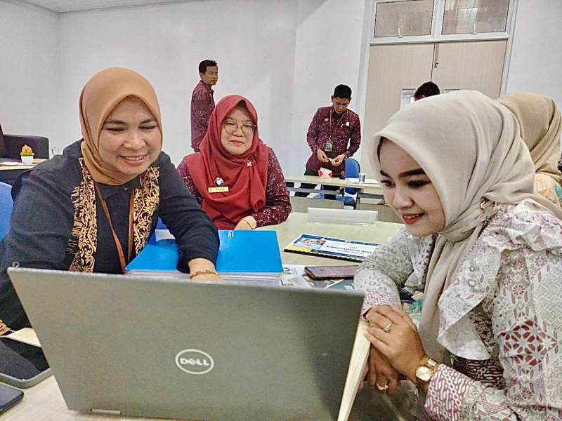 gandeng-ki-sumbar,-pa-batusangkar-satukan-ppid-yudikatif,-kampus-dan-sekolah-dalam-bimtek-transparansi