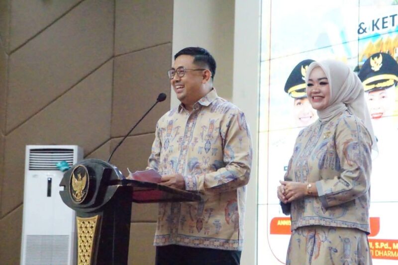 kehadiran-kajari-dharmasraya-indra-gunawan-disambut-hangat