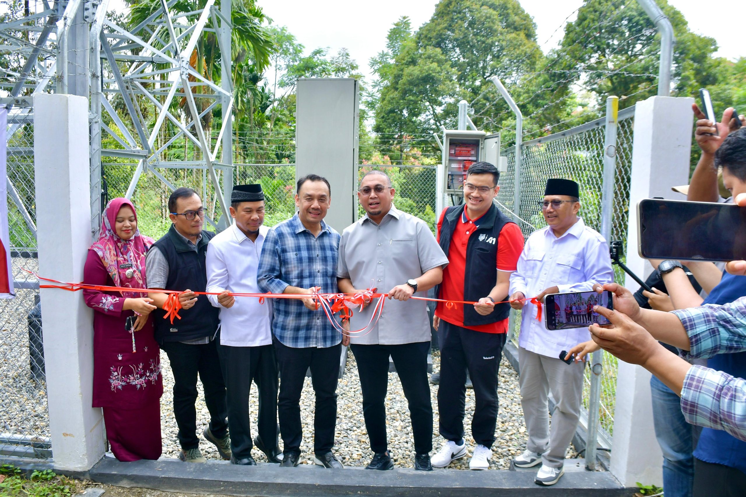 didukung-andre-rosiade,-bts-telkomsel-di-malalak-selatan-diresmikan,-wabup-agam-sampaikan-apresiasi