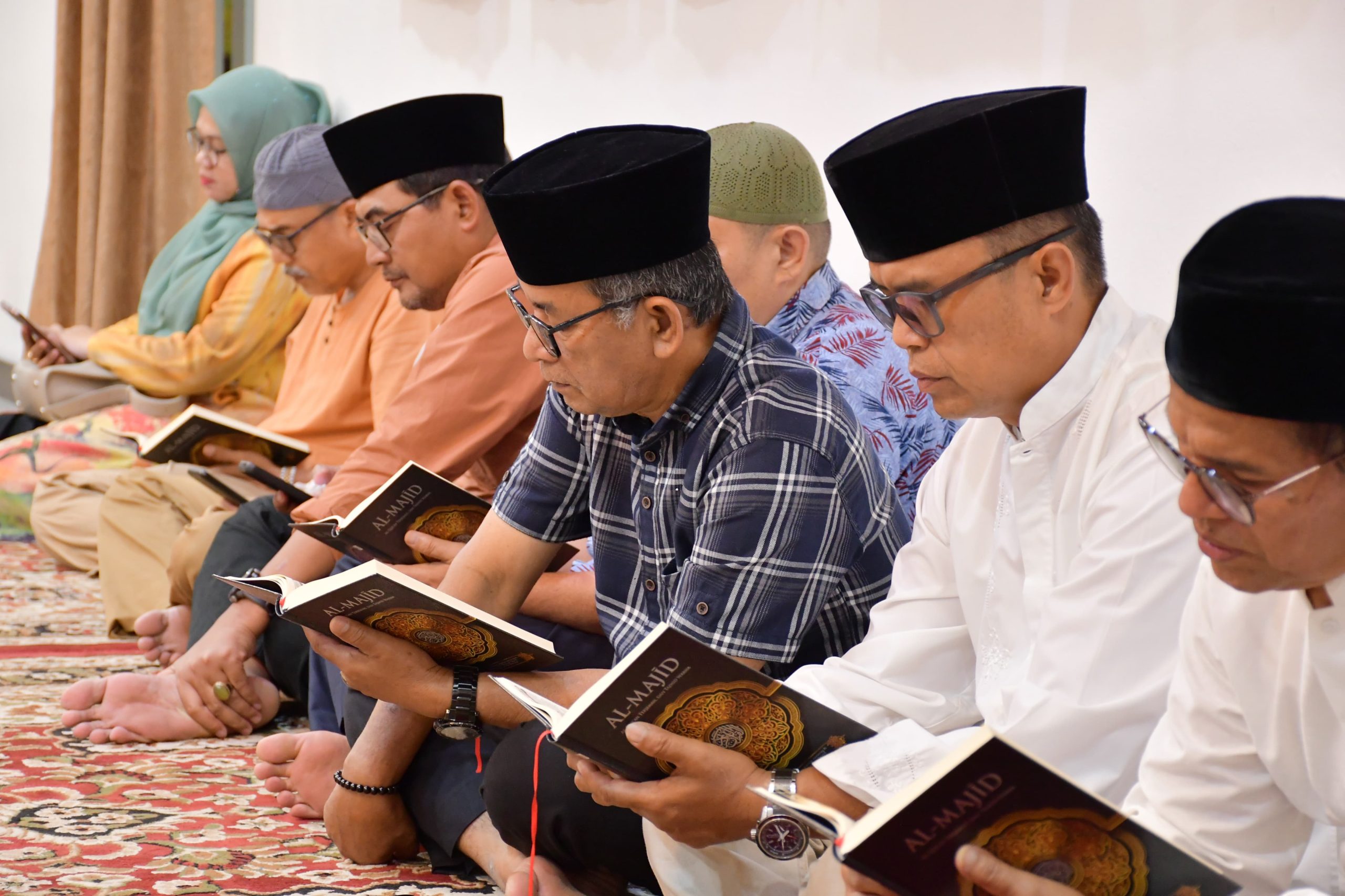 tausiyah-kadis-lh-warnai-pengajian-opd-bersama-bupati-agam