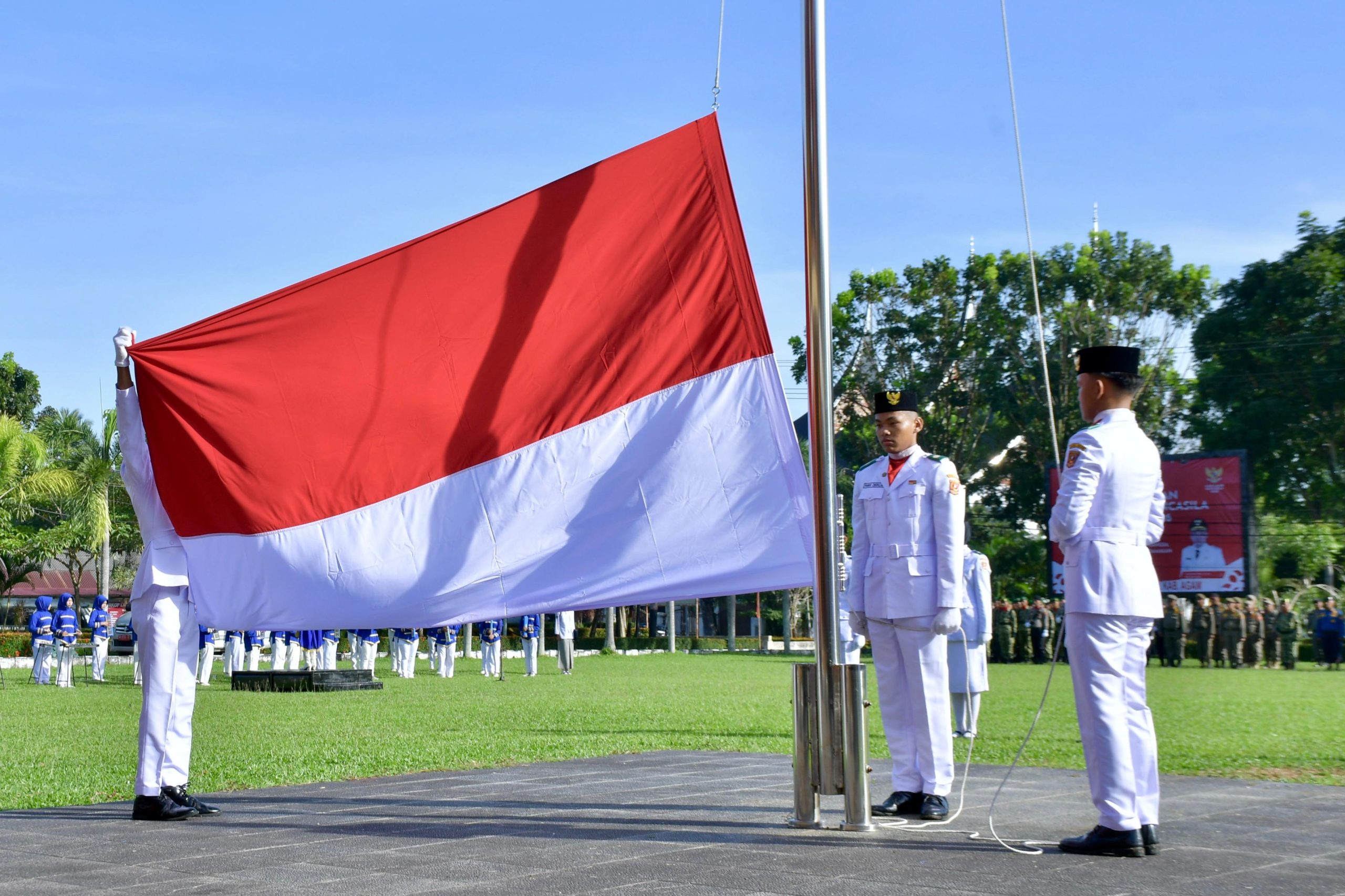upacara-peringatan-hari-lahir-pancasila-khidmat,-bupati-agam-:-pancasila-bintang-penuntun