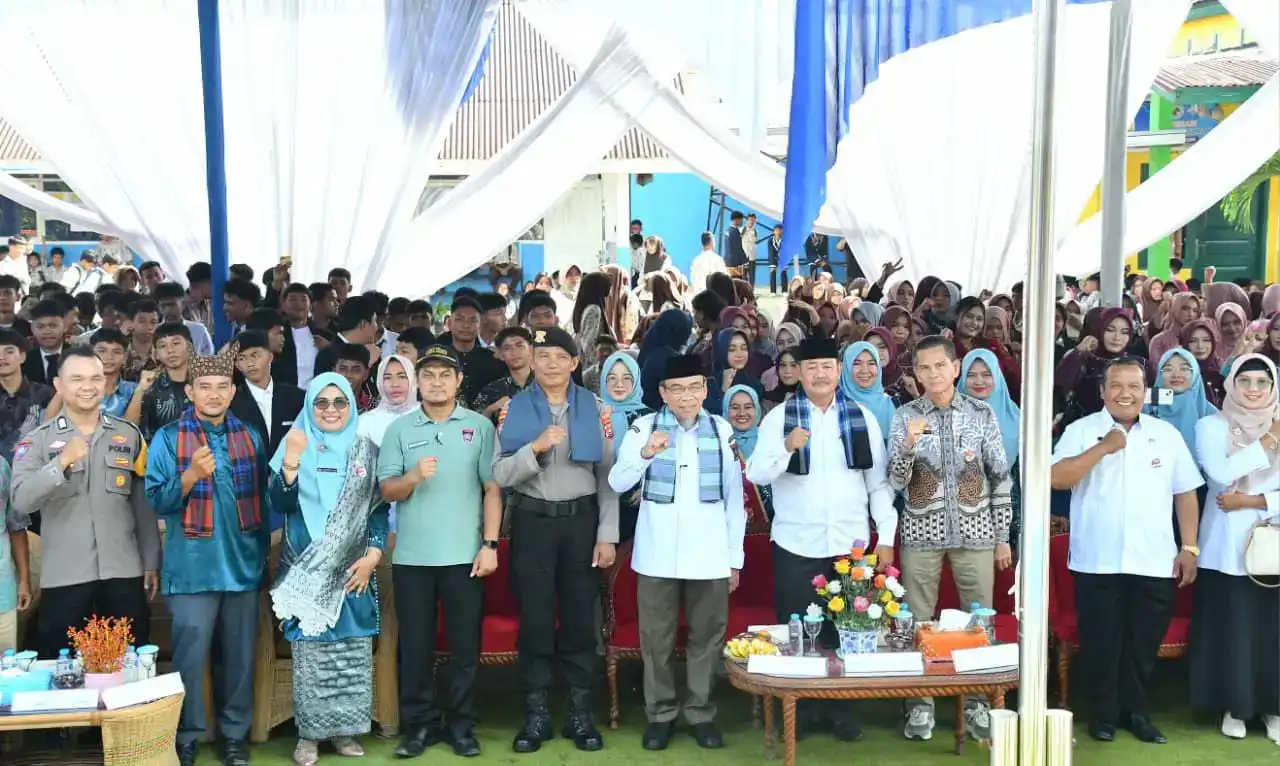 wawako-padang-apresiasi-pentas-seni-galaksi-spentwosix-smpn-26-padang