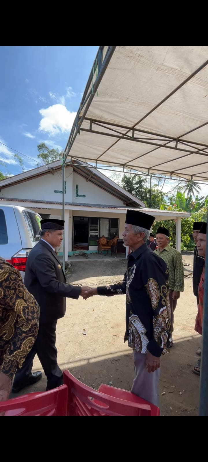 bupati-agam-sampaikan-duka-cita-atas-wafatnya-suci-rizalni