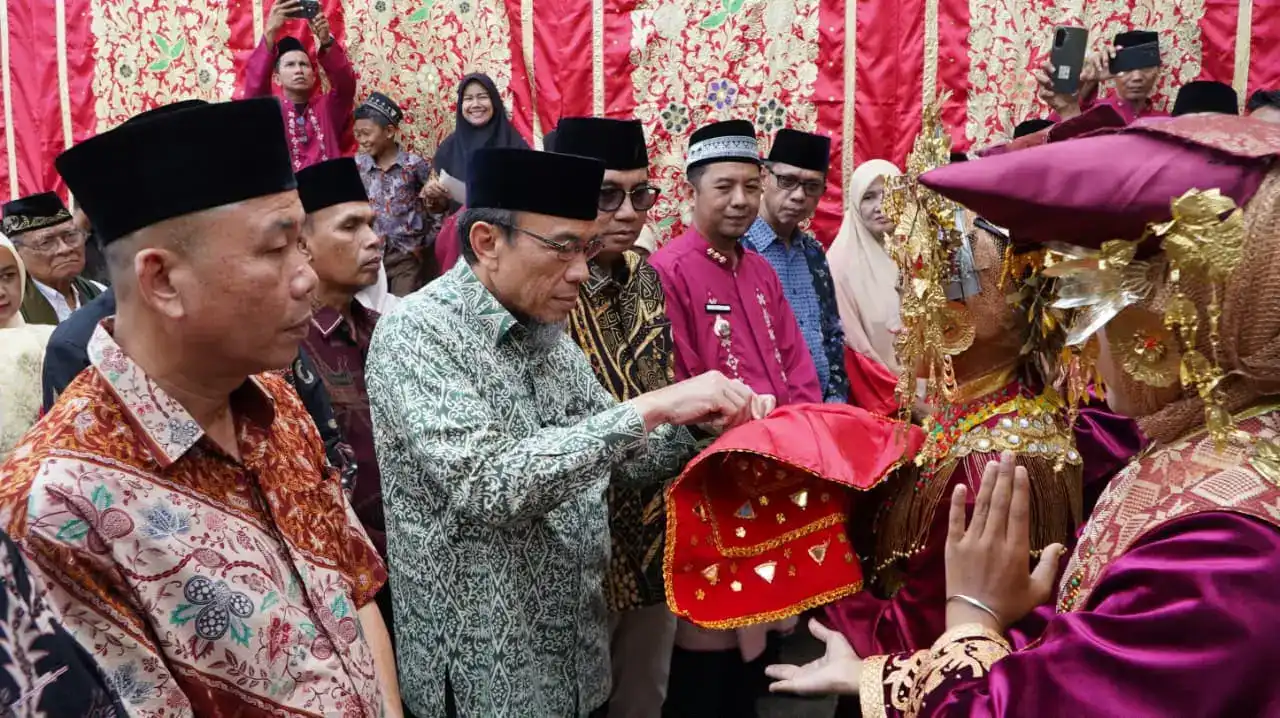 pemko-padang-dorong-kafilah-nanggalo-raih-juara-umum-mtqn-provinsi