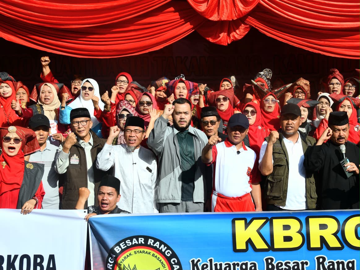 wako-fadly-dan-wawako-maigus-hadiri-deklarasi-anti-narkoba-dan-lgbt-di-sumbar