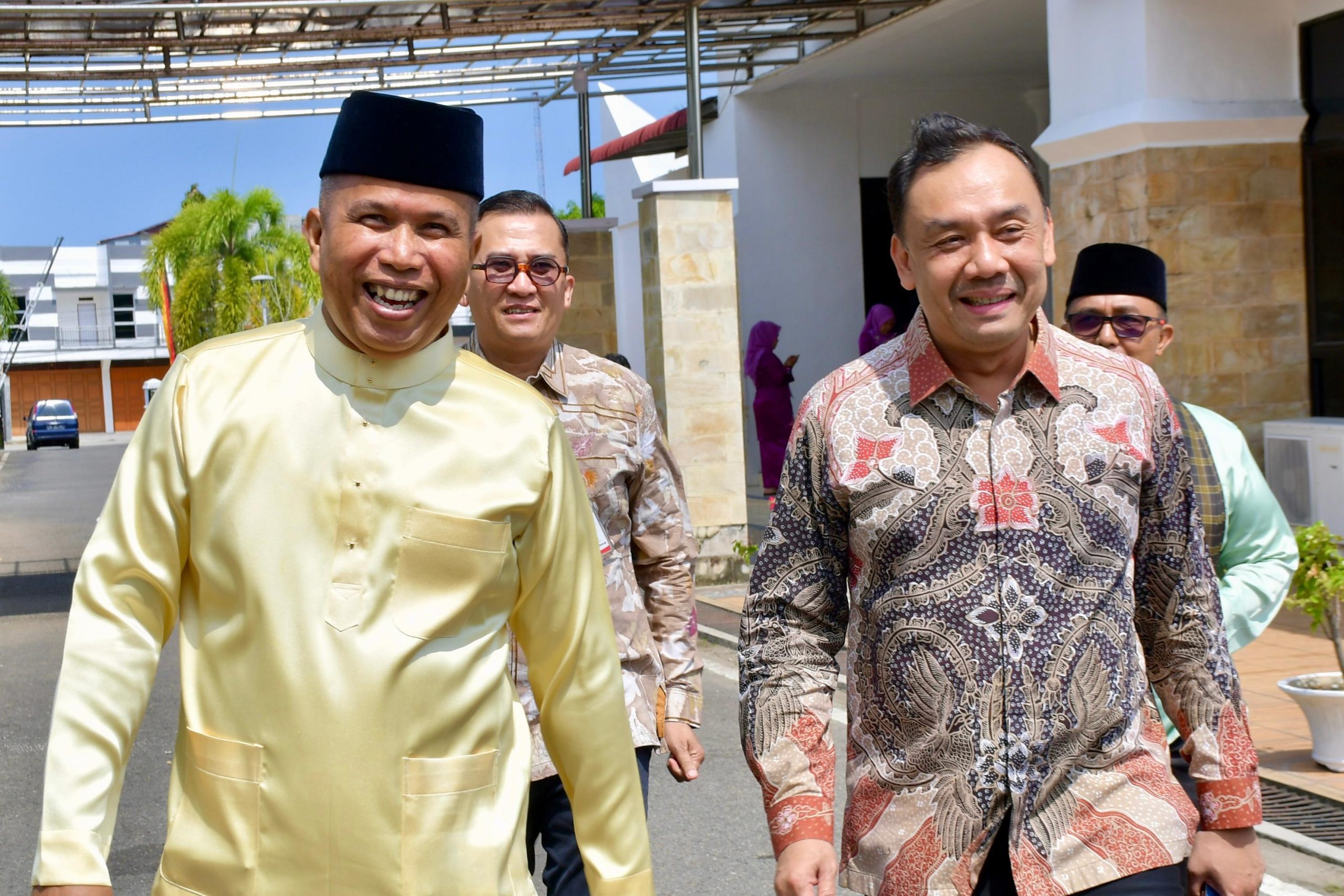 hadiri-pesona-budaya-hoyak-tabuik-piaman-2026,-wabup-agam-:-kebanggaan-sumatera-barat