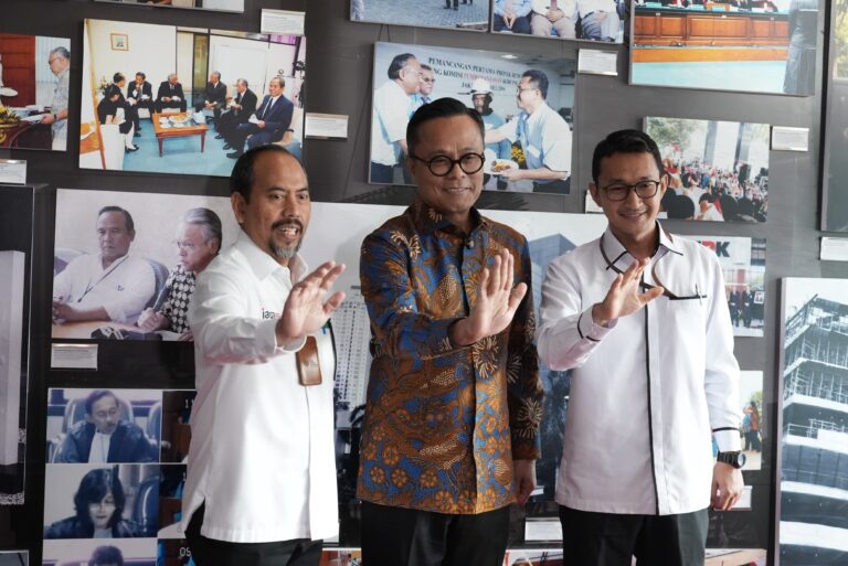 dony-oskaria-gandeng-kpk-awasi-proyek-hilirisasi-bumn,-seluruh-tim-diberi-pendampingan-antikorupsi