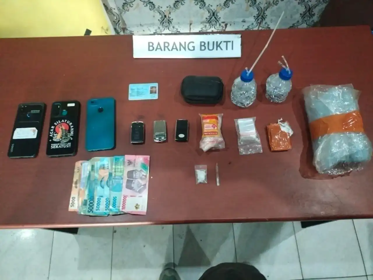 berantas-peredaran-narkoba,-satresnarkoba-polres-pariaman-tangkap-empat-pengguna-sabu