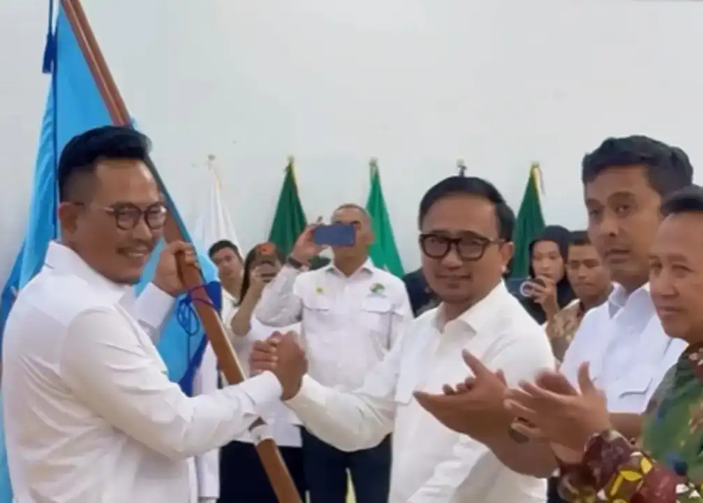 gun-sugianto-resmi-pimpin-dekopinwil-sumbar,-dorong-transformasi-koperasi-modern
