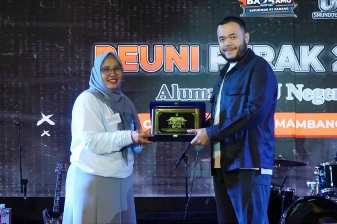 wali-kota-fadly-amran-apresiasi-reuni-perak-smundoe-alumni-diajak-berkontribusi-untuk-kota-padang