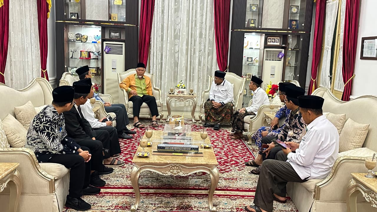 gubernur-mahyeldi:-sumbar-siap-jadi-tuan-rumah-muktamar-pbnu-ke-35