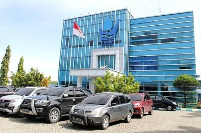 optimalkan-distribusi-air,-perumda-am-kota-padang-pasang-jaringan-pipa