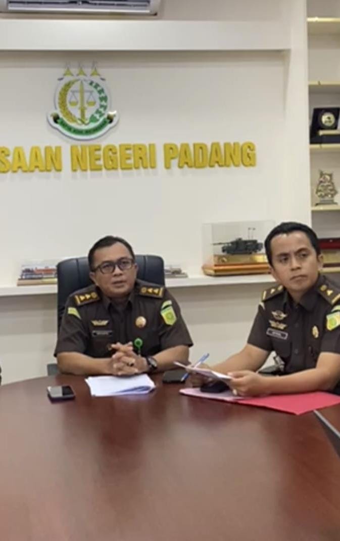 kejari-padang-dalami-dugaan-aliran-dana-korupsi-kmk-pt-benal-ichsan-persada-ke-oknum-pati-polri