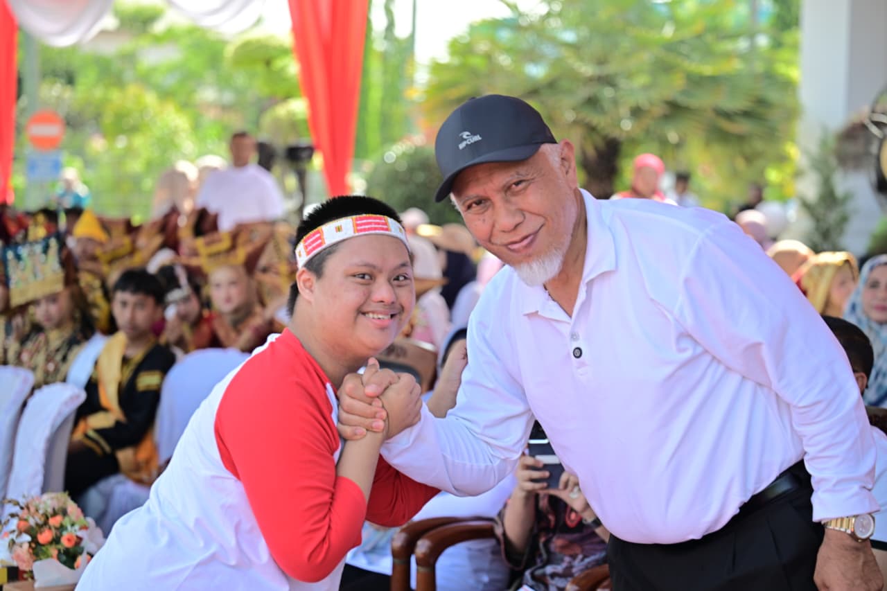 gubernur-mahyeldi-ajak-semua-pihak-penuhi-hak-anak-sebagai-investasi-menuju-indonesia-emas-2045