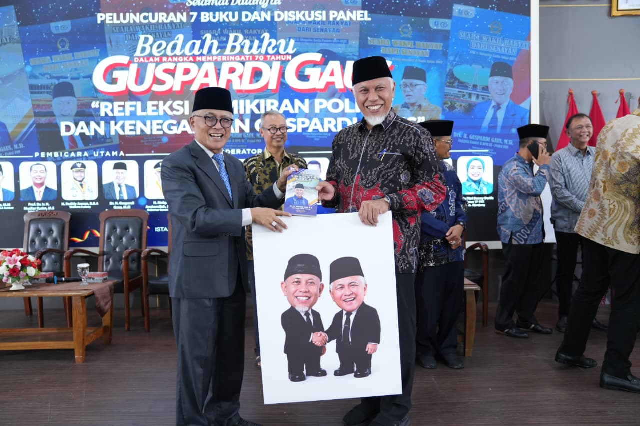 mahyeldi-ajak-tokoh-sumbar-wariskan-gagasan-lewat-buku