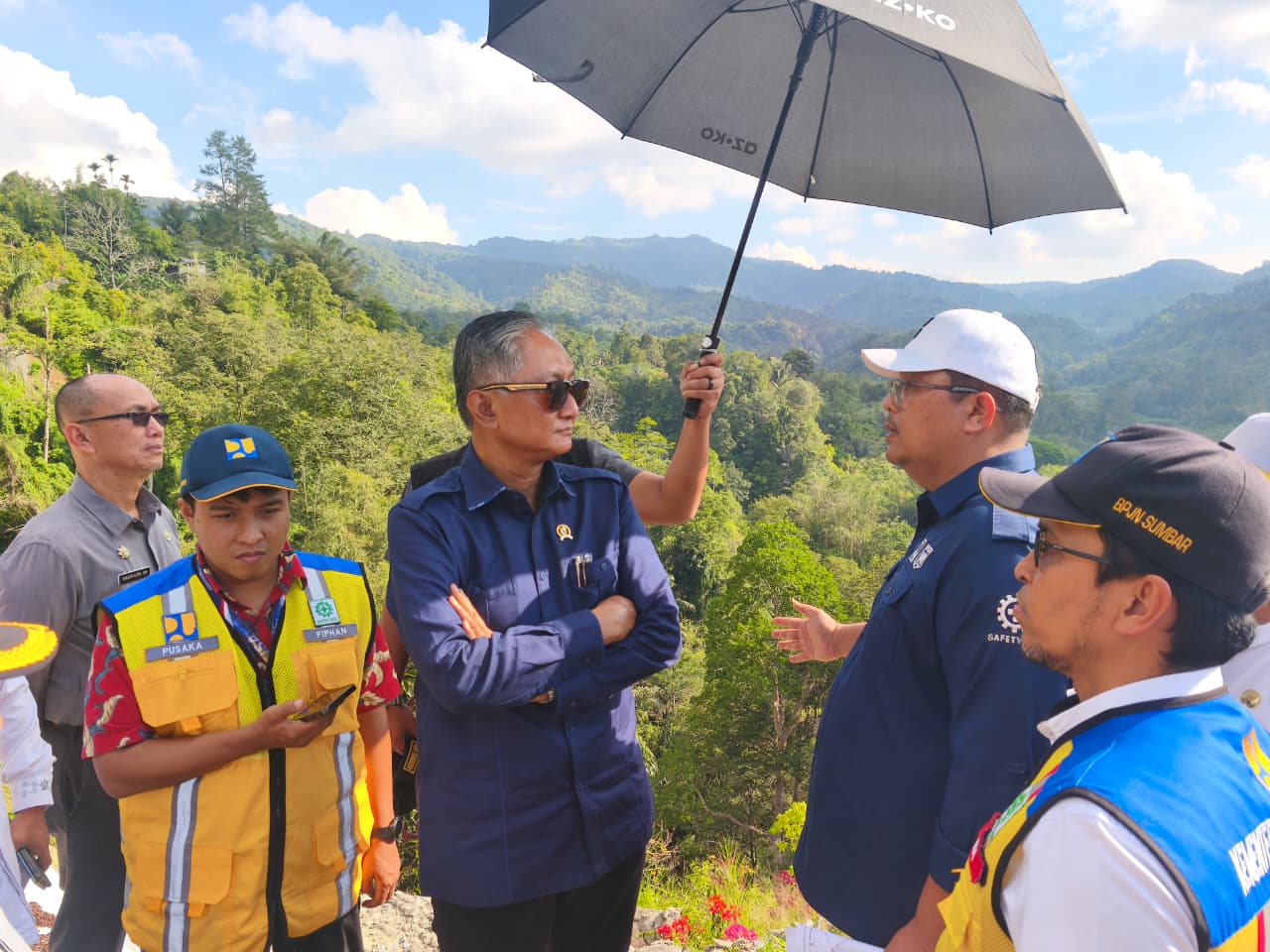 pemprov-sumbar-siap-tindak-lanjuti-arahan-menteri-pu-terkait-penanganan-kelok-44