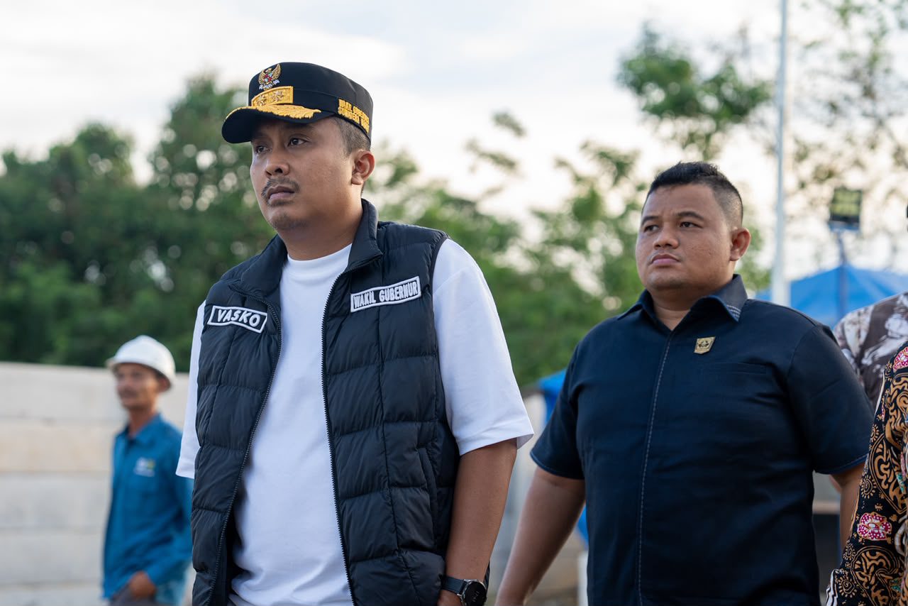 wagub-vasko-minta-masyarakat-bersabar-selama-peningkatan-jalan-padang–solok