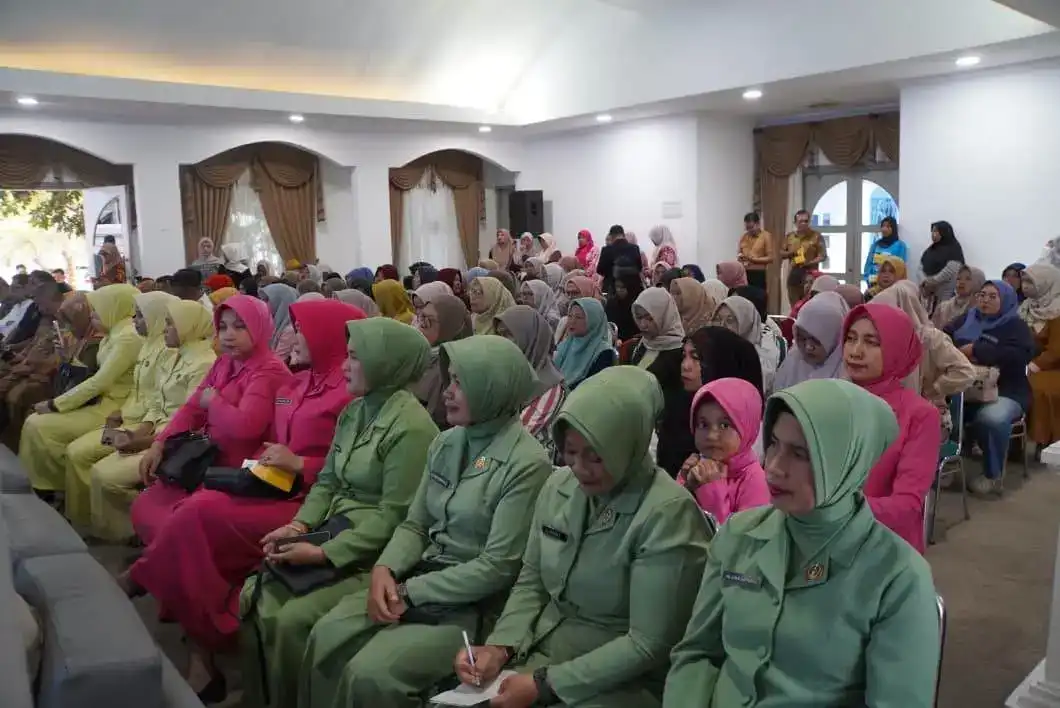 pemko-padang-panjang-perkuat-kapasitas-orang-tua-lewat-sekolah-keluarga