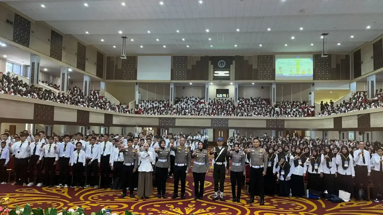 ditlantas-polda-sumbar-edukasi-3.000-mahasiswa-unp-tekan-angka-kecelakaan