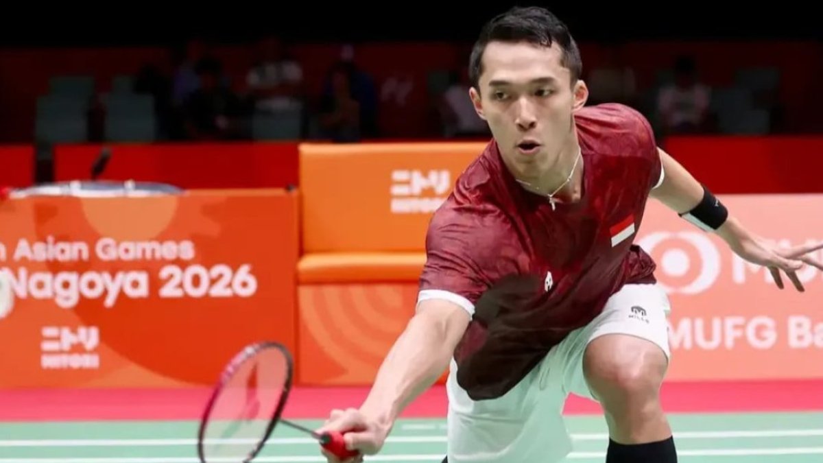 Pebulu tangkis Indonesia bertanding di babak 32 besar French Open 2026 di Arena Grand Paris.