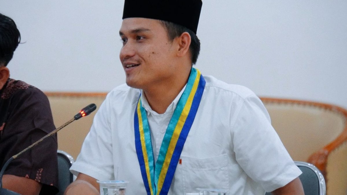 Aksi unjuk rasa PC PMII Kota Pekanbaru mendesak pemeriksaan dugaan aktivitas tak pantas di Laksamana Muda Coffee.