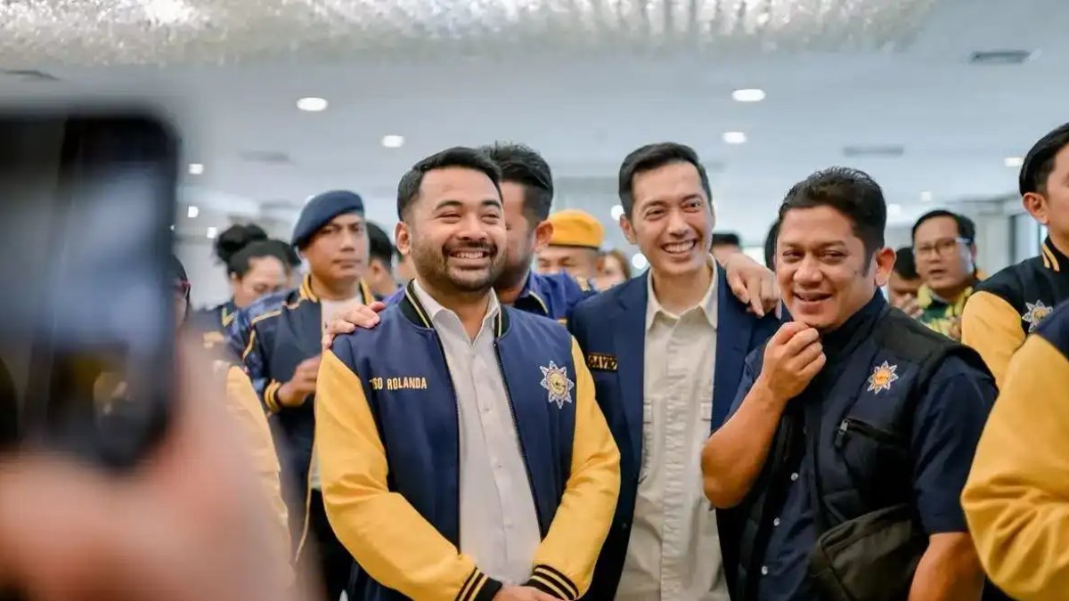 Ketua Umum AMPI Zigo Rolanda saat memberikan arahan kepada kader muda untuk menjadi pemimpin inovatif dan berintegritas.